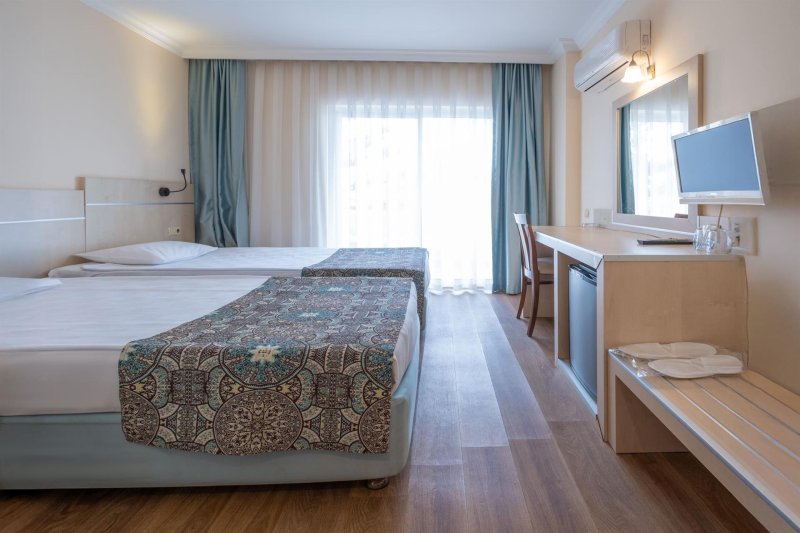 Standard Sea Side View