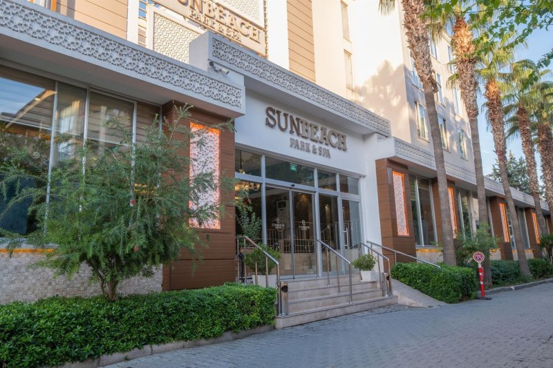 Sun Beach Park Hotel Side
