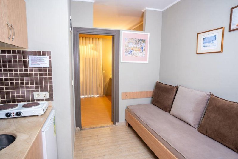 Family Room 1 Bedroom