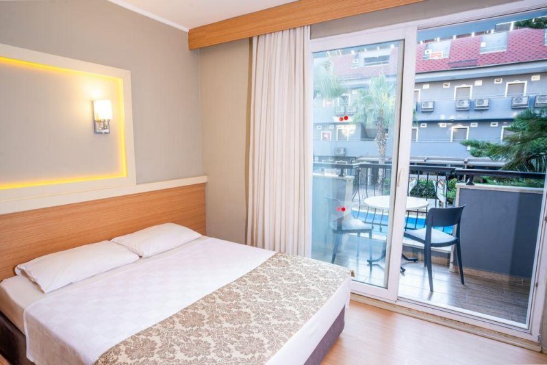 Family Room 1 Bedroom