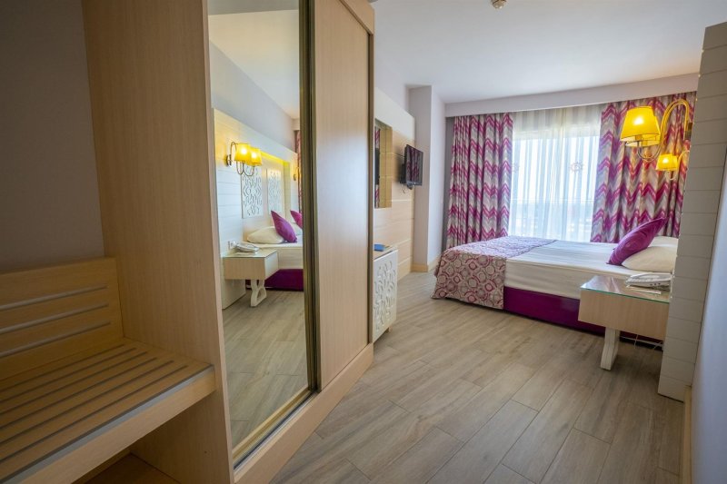 Family Room Land View 2 Bedrooms Connected + 2 Batrooms