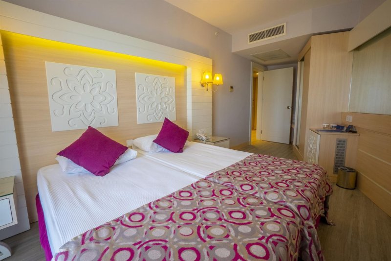 Family Room Sea View 2 Bedrooms Connected + 2 Batrooms