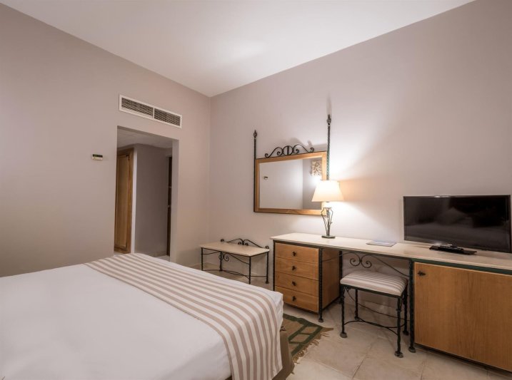 Standard Pool/Lagoon View Room