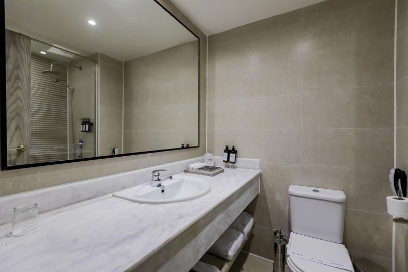 Deluxe Garden Or Pool View Room