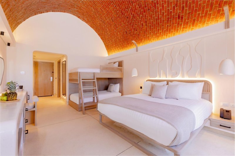 Family Bunkbed Room