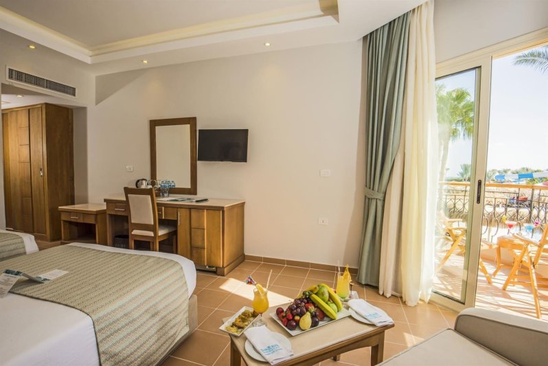 Standard Side Sea View Room