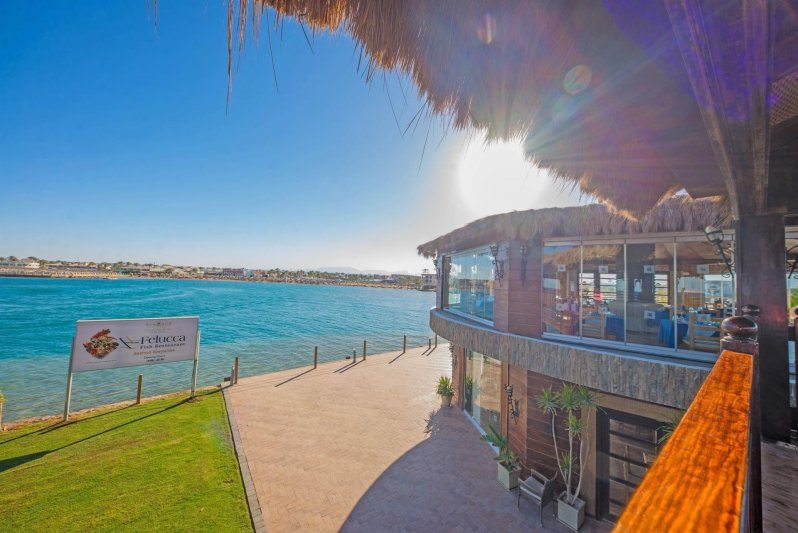 Sunrise Crystal Bay Resort Hurghada