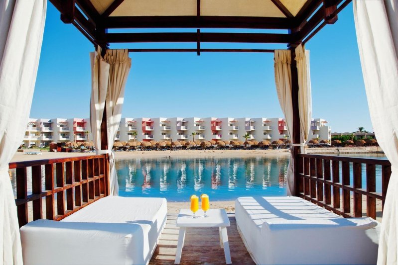 Sunrise Crystal Bay Resort Hurghada
