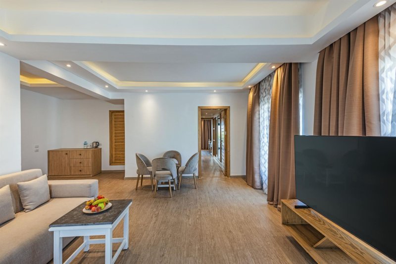 Junior Suite Garden View