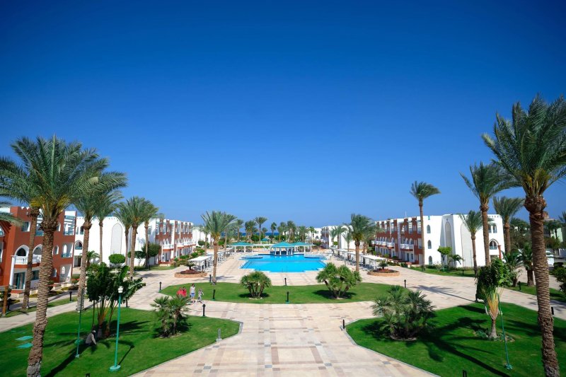 Hurghada utazás Sunrise Garden Beach Resort & Spa