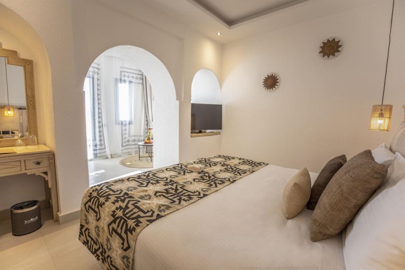 Deluxe Garden View Room