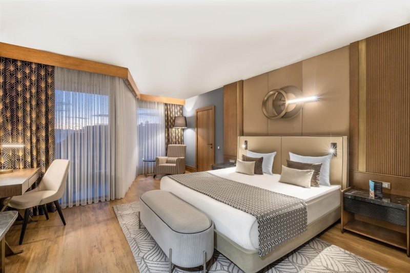 Senior Suite Sea Side View