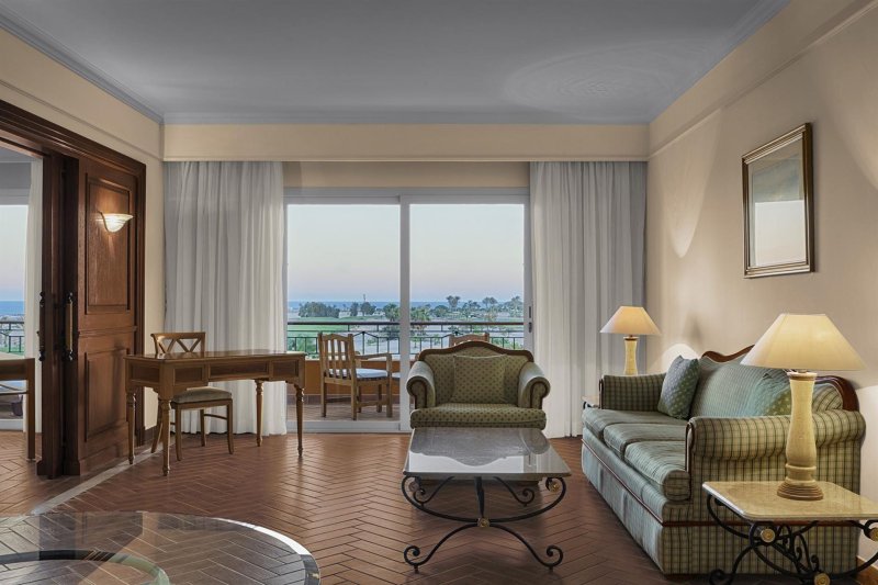 Gray Player Suite