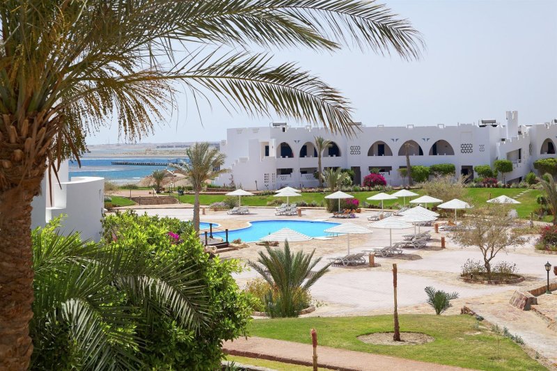 Marsa Alam utazás The Three Corners Equinox Beach Resort