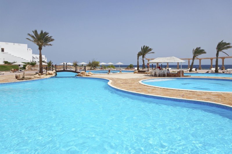 Marsa Alam utazás The Three Corners Equinox Beach Resort