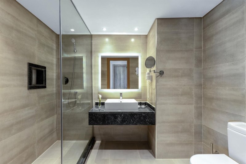 Deluxe Swim Up Room +16