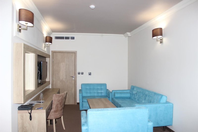 Napospart utazás Tiara Beach