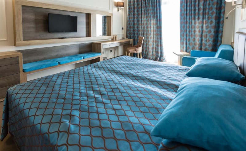 Napospart utazás Tiara Beach