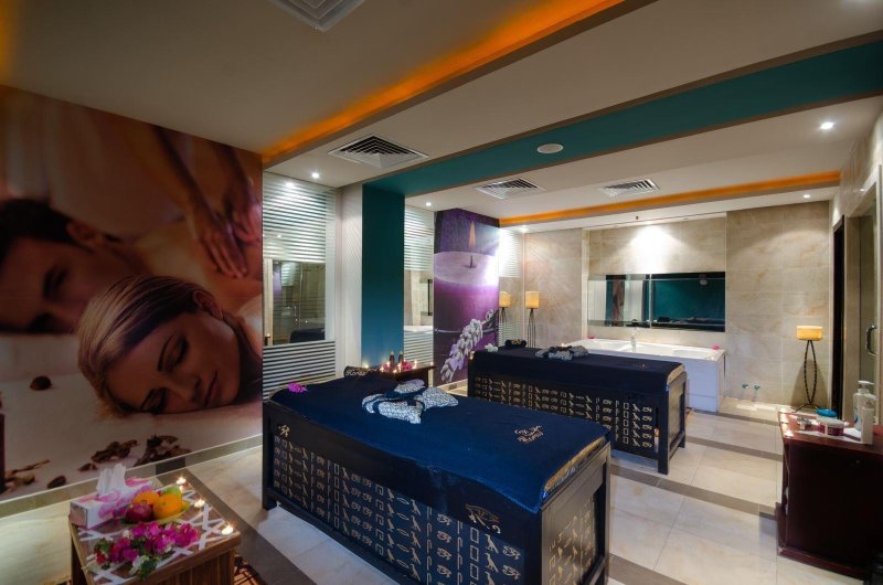 Hurghada utazás Titanic Beach Spa & Aqua Park