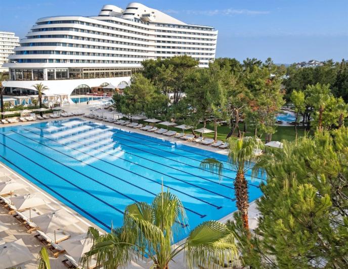 Titanic Deluxe Lara Antalya