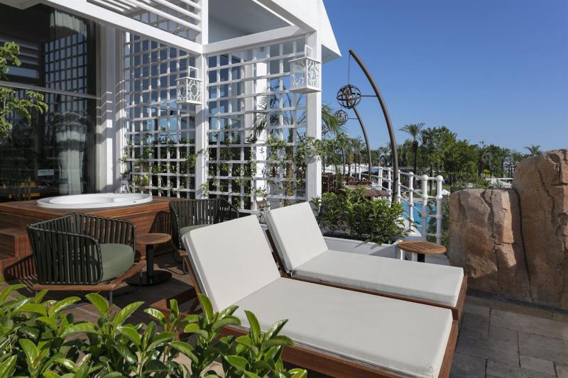 Dublex Suite Terrace With Jacuzzi
