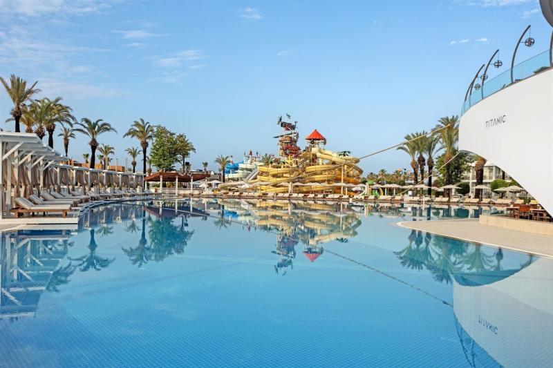 Titanic Deluxe Lara Antalya