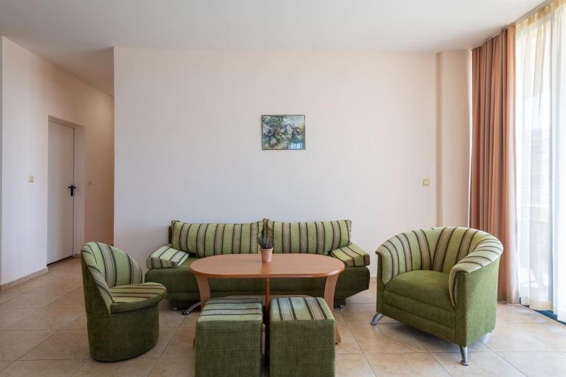 Trakia Plaza Apartments Napospart