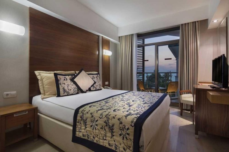 Standard Room Side Sea View