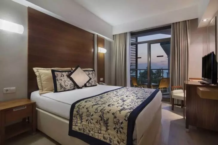 Standard Room Side Sea View