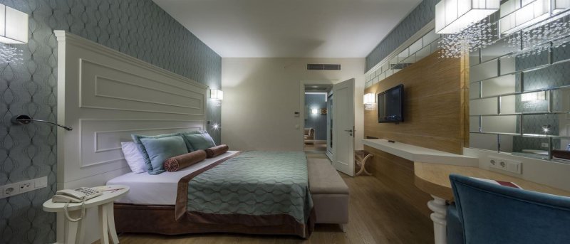 Family Room Side Sea View