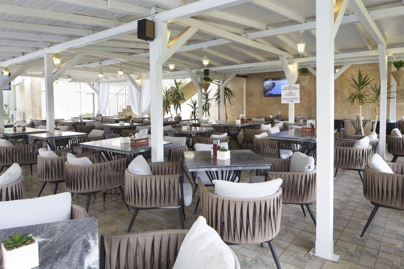 Napospart utazás Vechna R