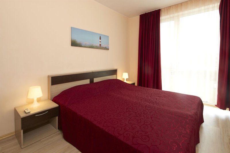 1 Bedroom Apartment