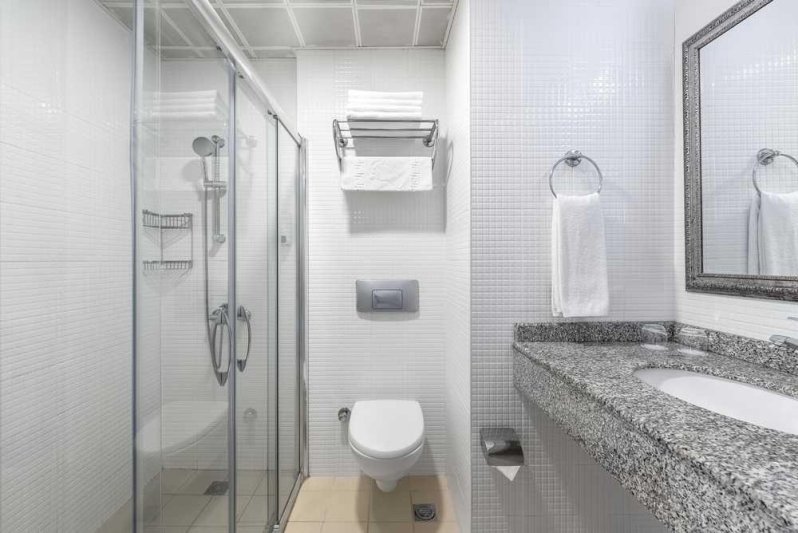 Pool View Suite Room