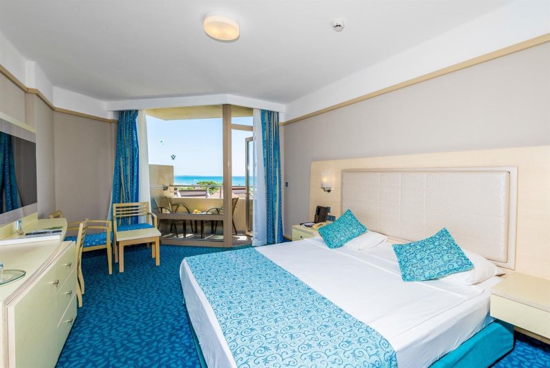 Standard Room Side Sea View