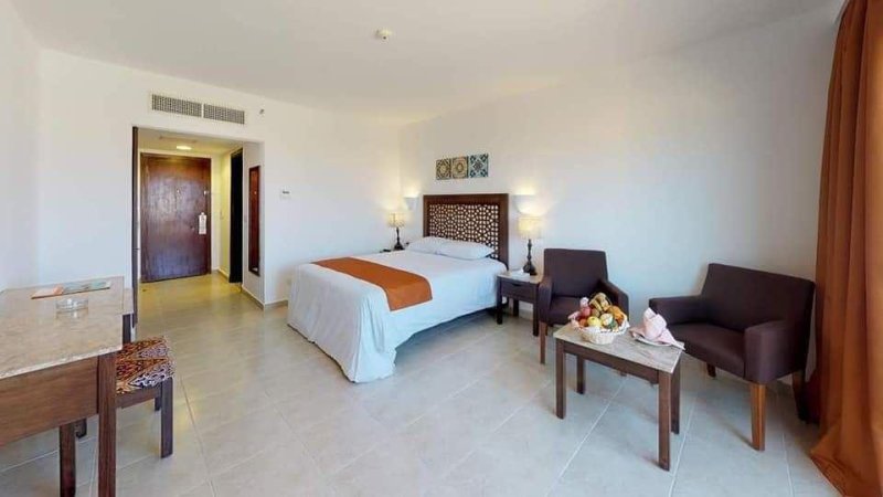 Deluxe Garden View Room