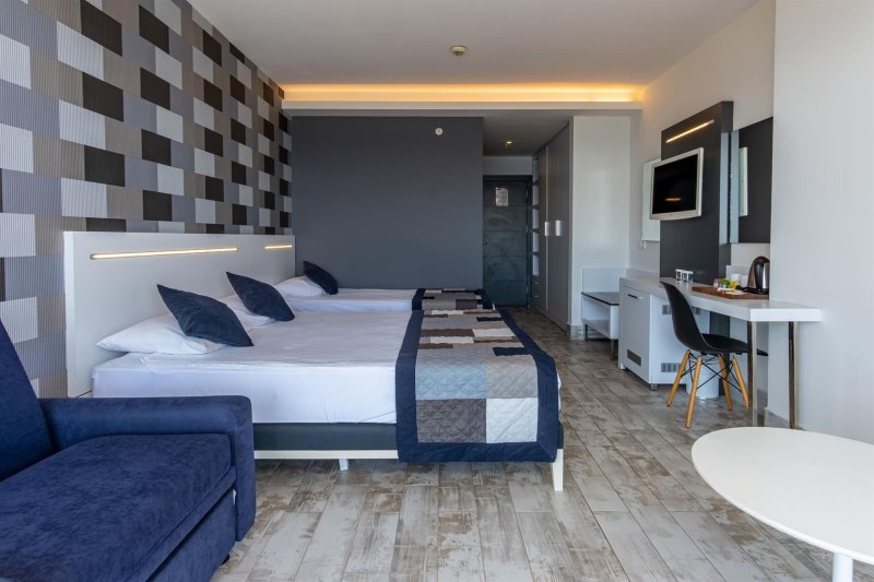 Superior Sea View Room