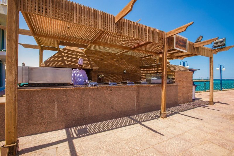 Hurghada utazás White Valley Palace