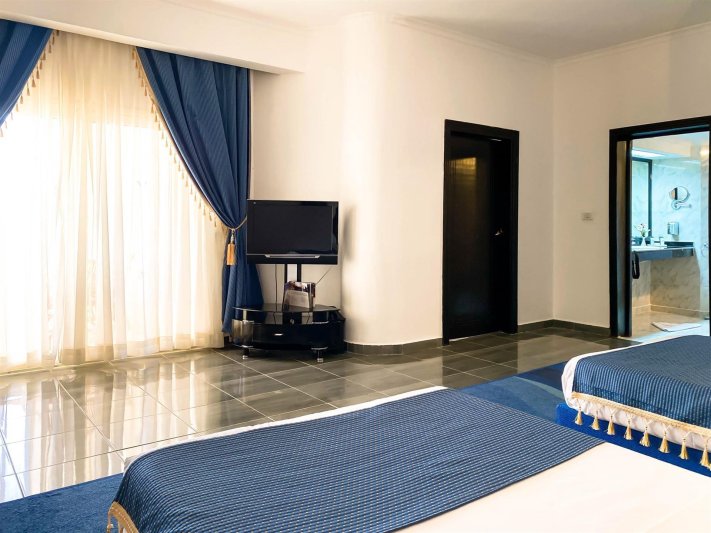 Standard Sea View Room