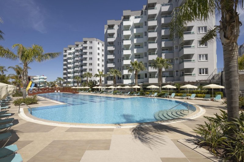 Antalya utazás Wyndham Garden Lara 