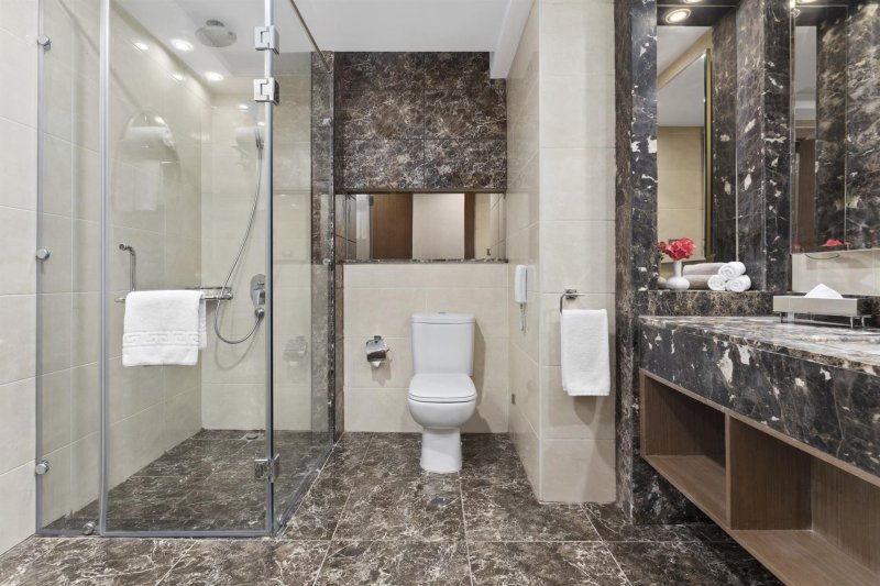 Main Building Family Garden View Room