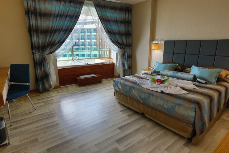 Deluxe Suite Room Sea View
