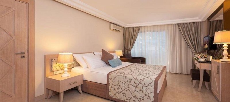 Standard Room Side Sea View