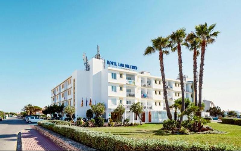 Menorca Cala n Forcat utazás Hotel Globales Los Delfines