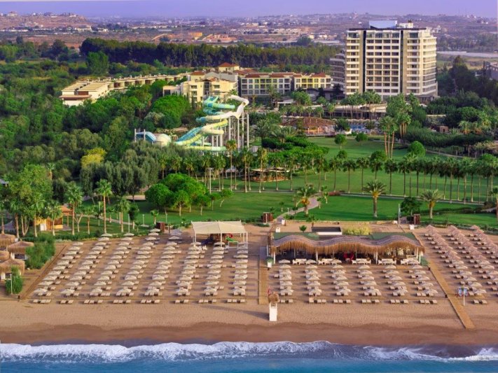 Antalya utazás Barut Collection Lara Resort