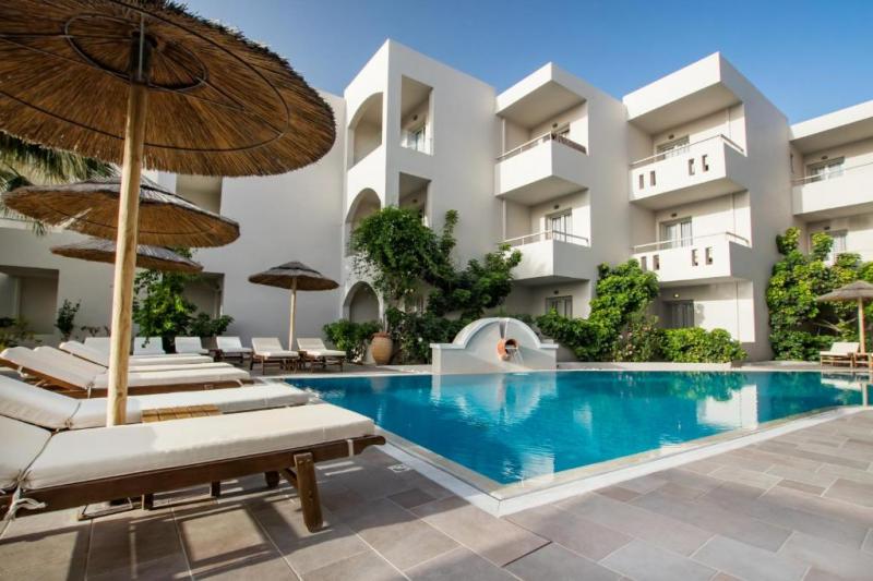 Karpathos utazás Parasol Luxury Hotel and Suites 