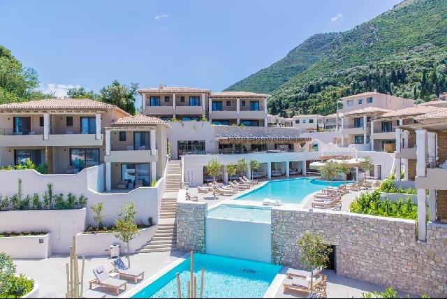 Lefkada-sziget utazás Crystal Waters Hotel 