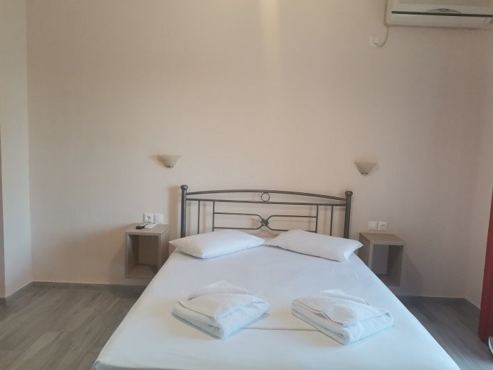 Lefkada-sziget utazás Phillipos apartmanház
