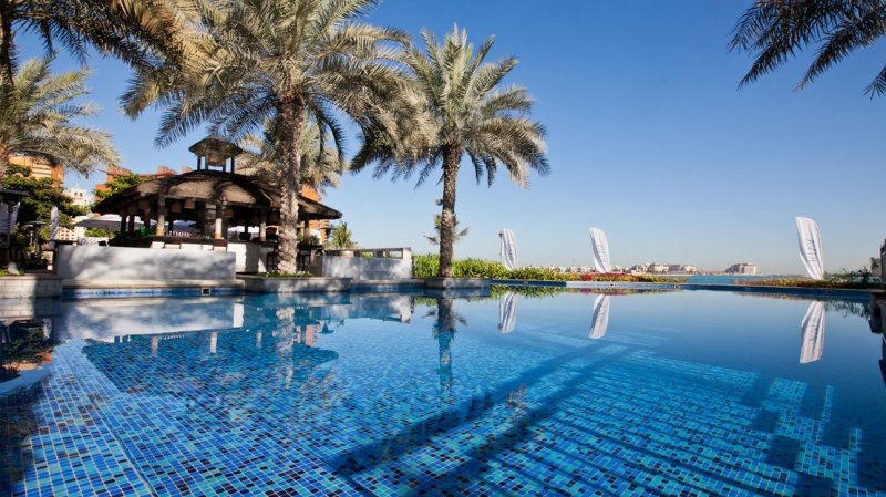 Dubai utazás Mövenpick Jumeirah Beach 