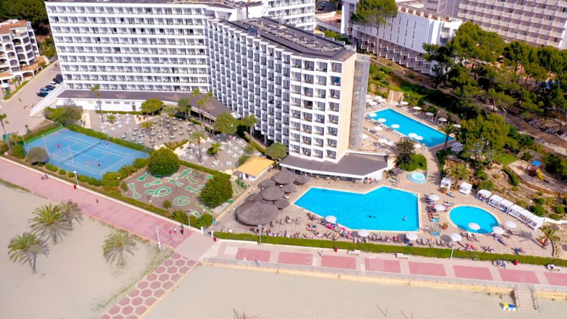 Mallorca utazás Vibra Beverly Playa Hotel