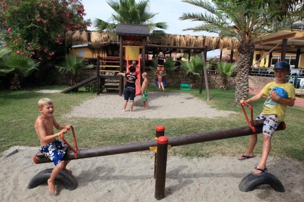 Alanya utazás Club Dizalya Hotel